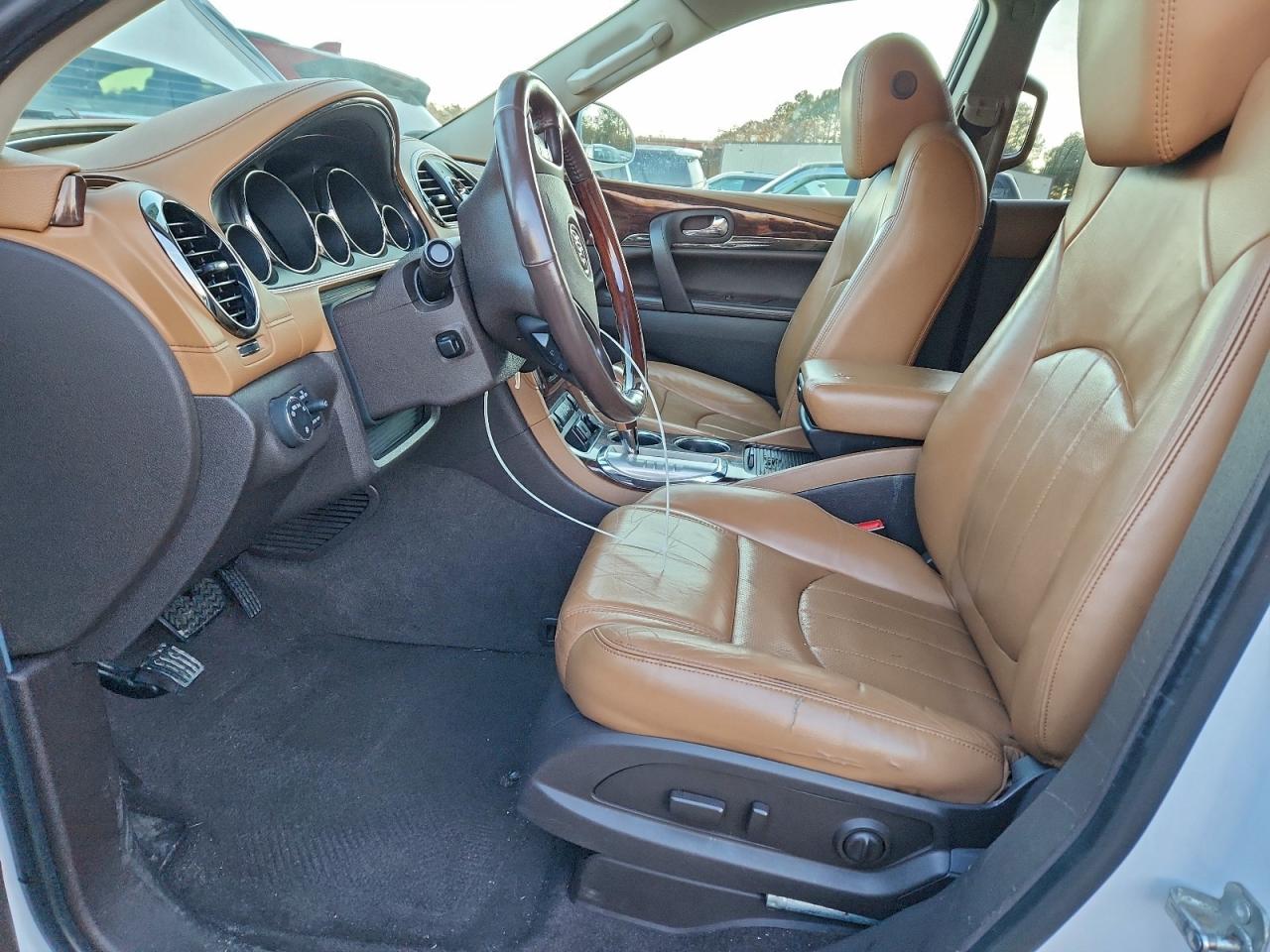 Buick Enclave Image 5