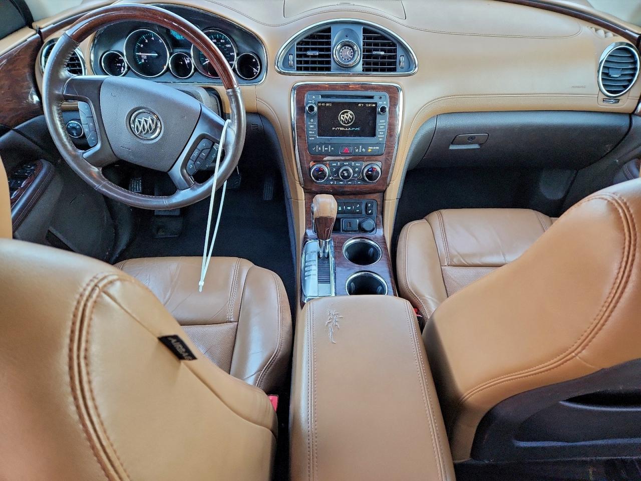 Buick Enclave Image 2