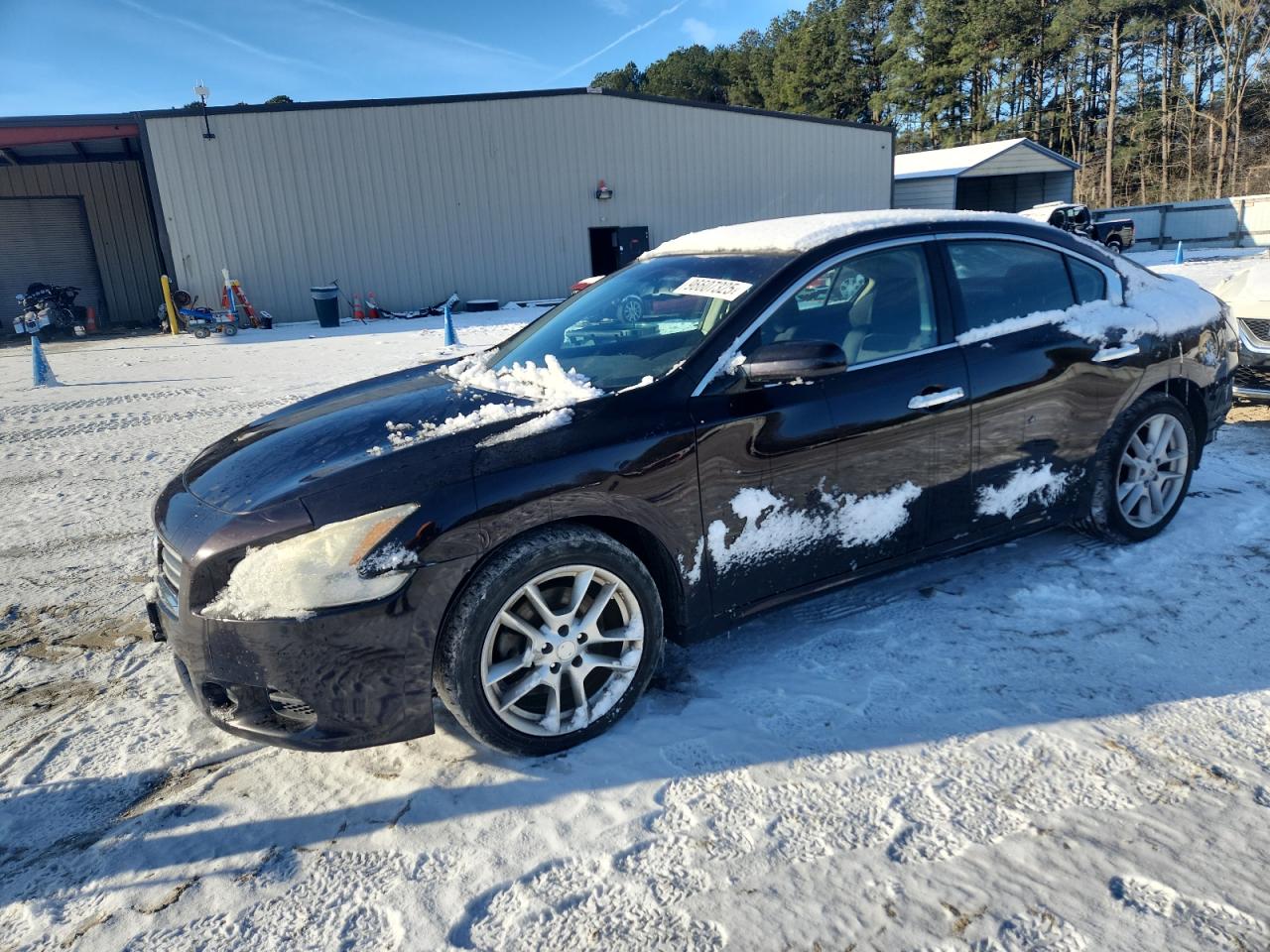 Nissan Maxima S Image 1