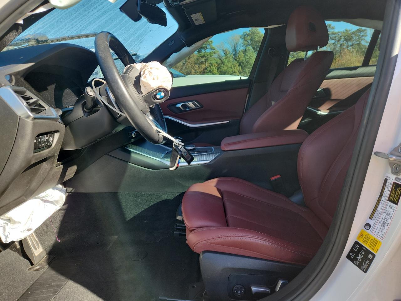 BMW 3 Series Image 8