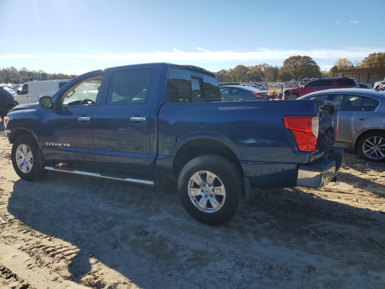 Nissan Titan S Image 2