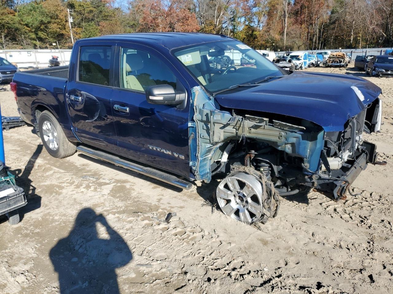 Nissan Titan S Image 4