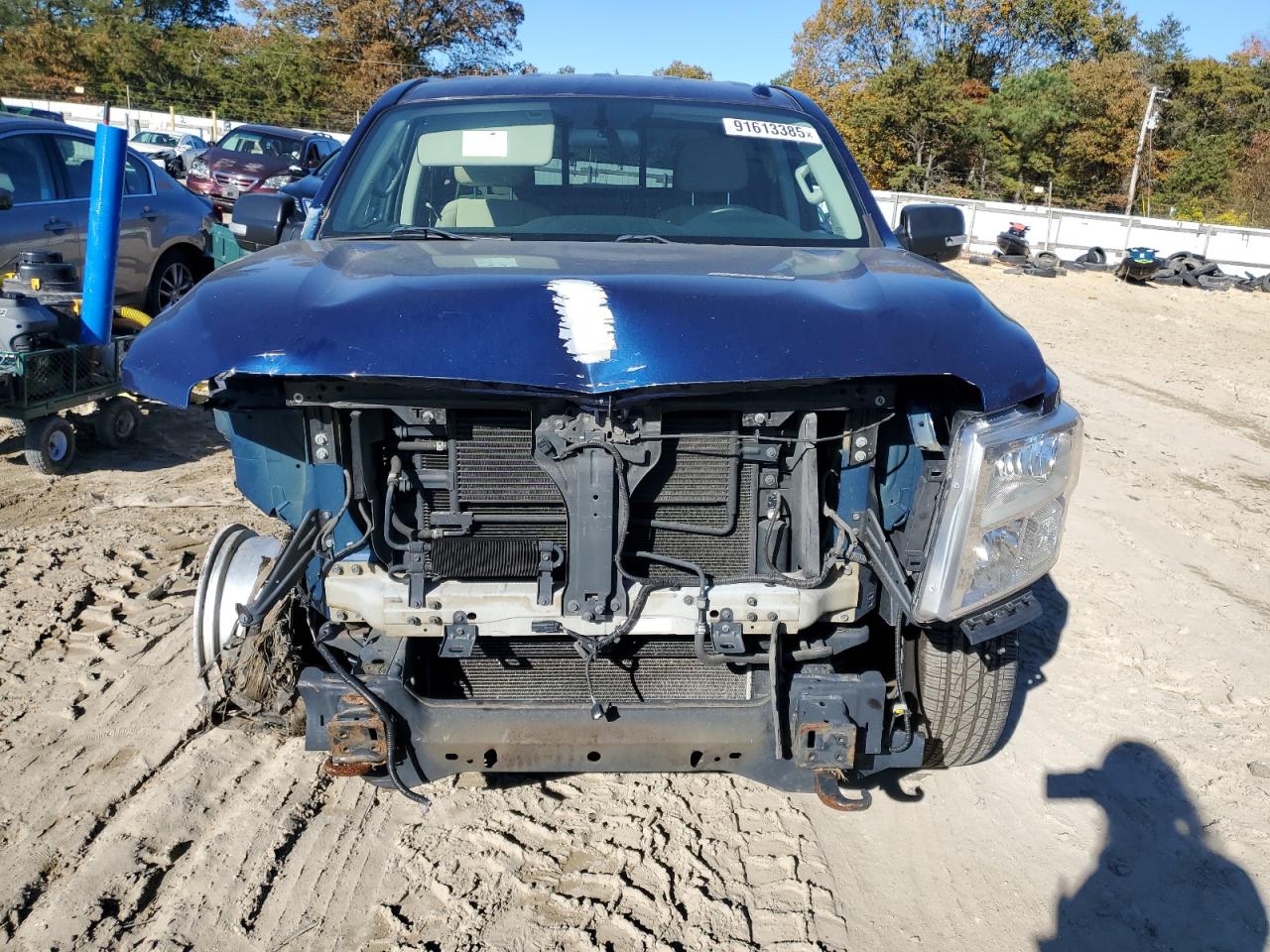 Nissan Titan S Image 13