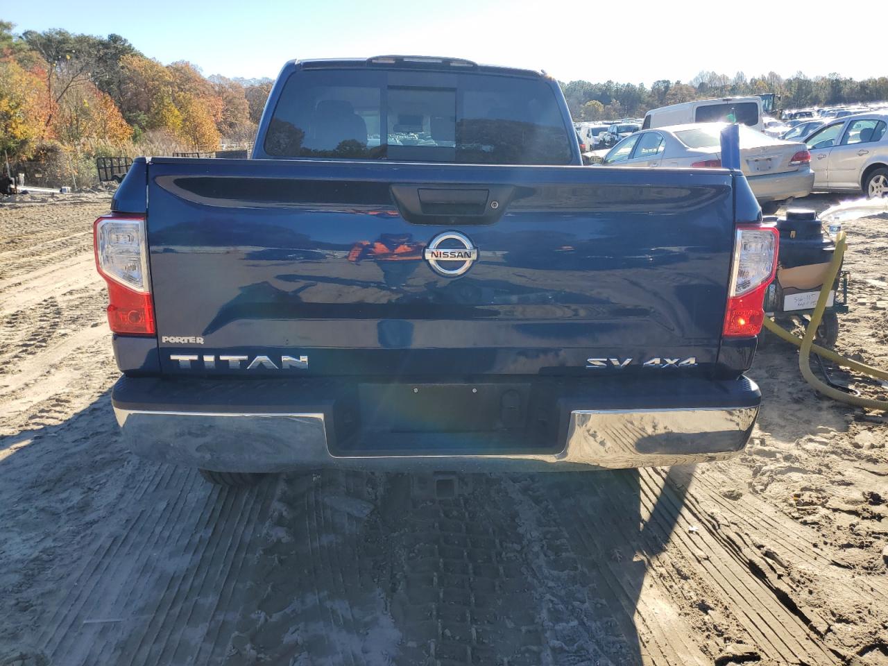 Nissan Titan S Image 5