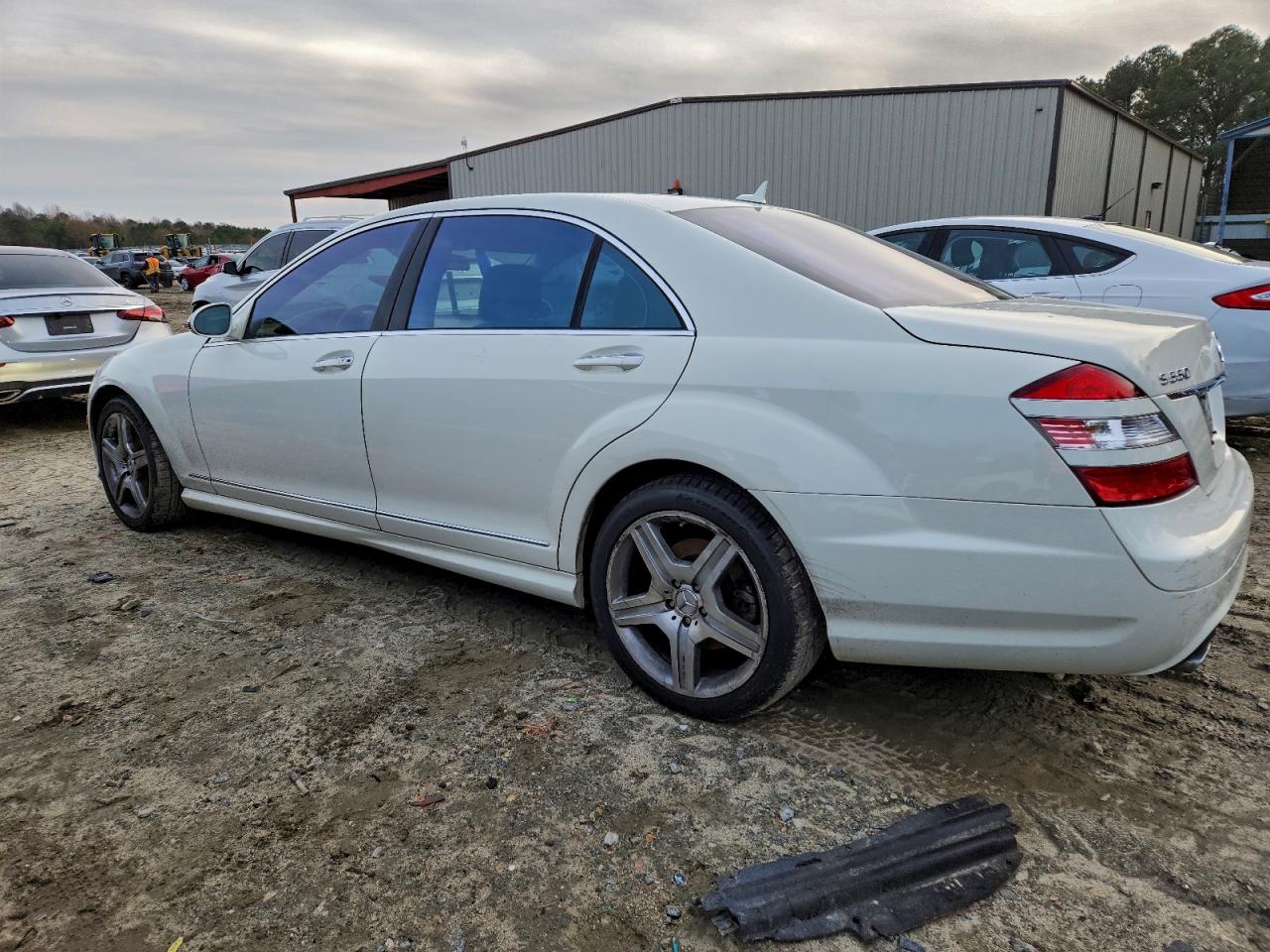 Mercedes-Benz S-Class 550 4matic Image 3