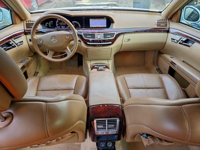 Mercedes-Benz S-Class 550 4matic Image 4