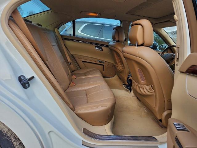 Mercedes-Benz S-Class 550 4matic Image 10