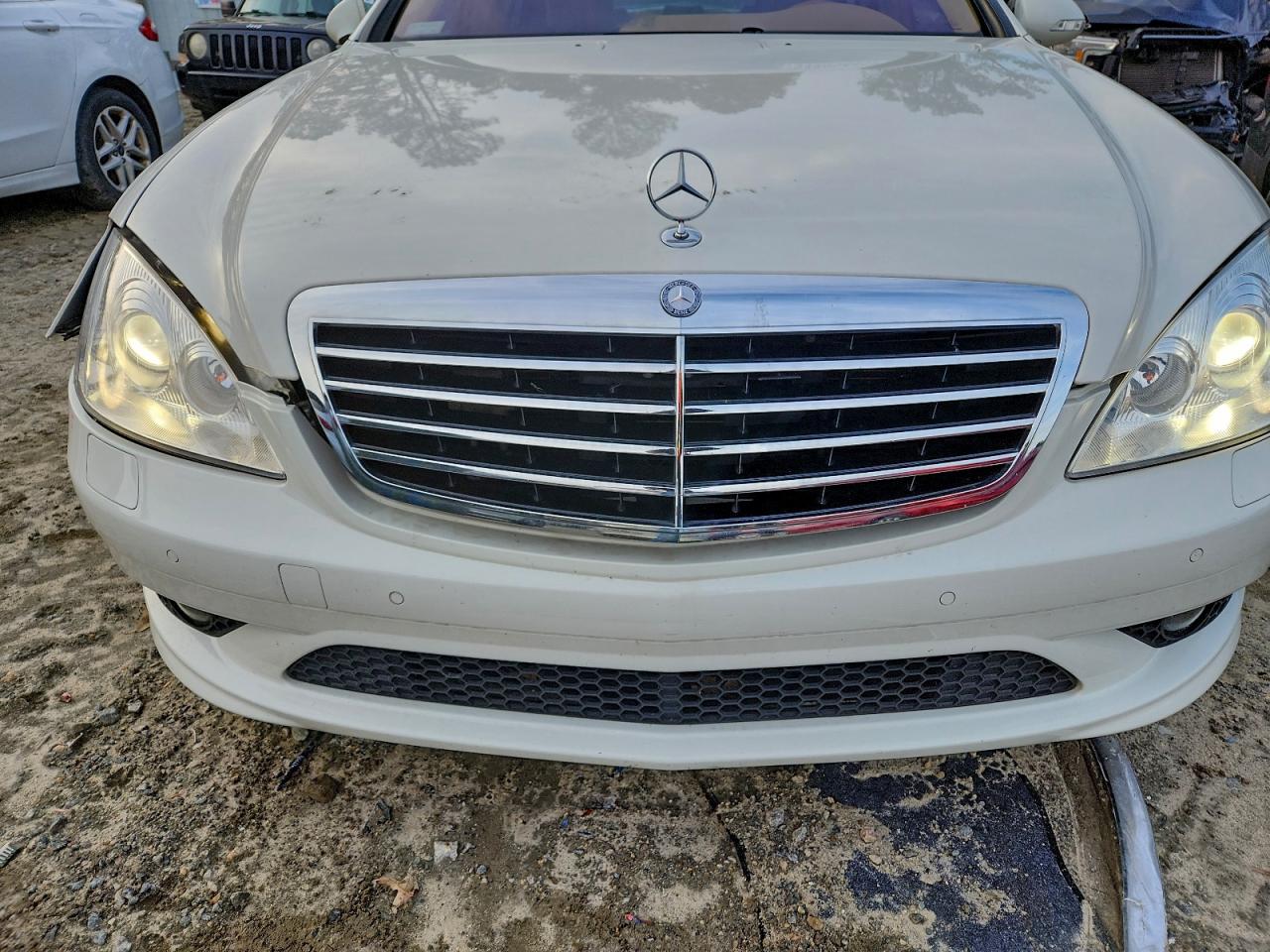 Mercedes-Benz S-Class 550 4matic Image 2