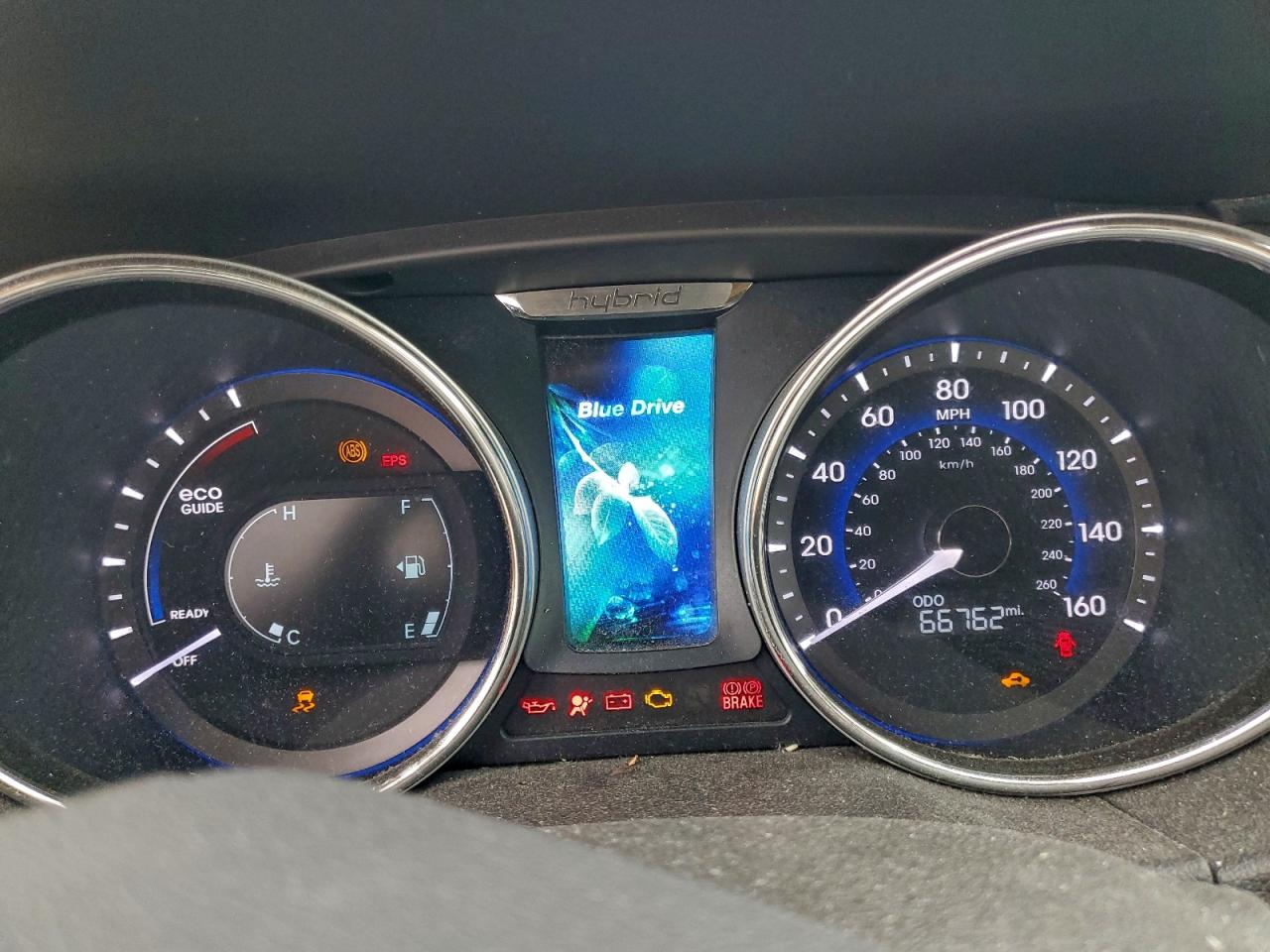 Hyundai SONATA Hybrid Image 8