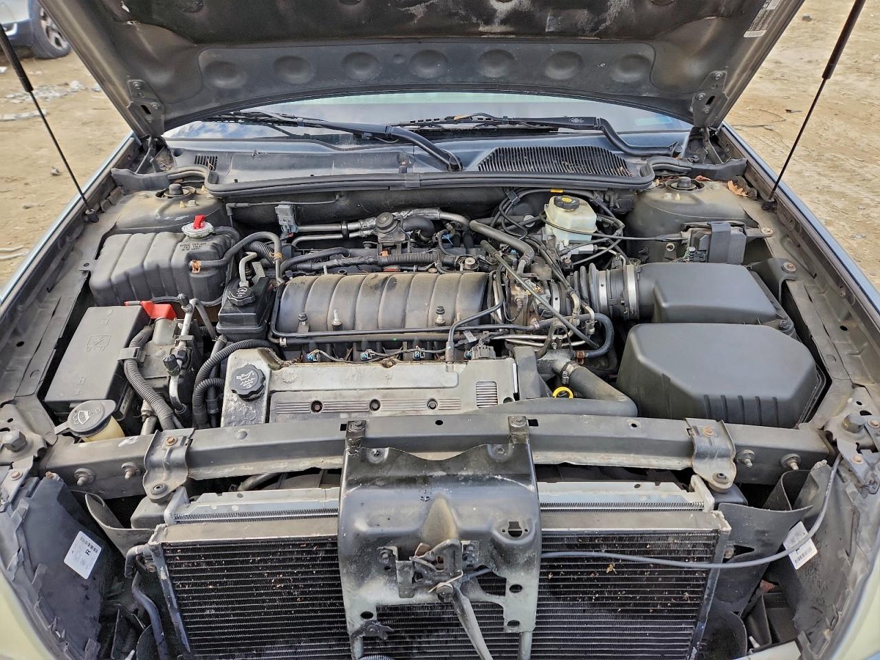 Cadillac DeVille Image 11