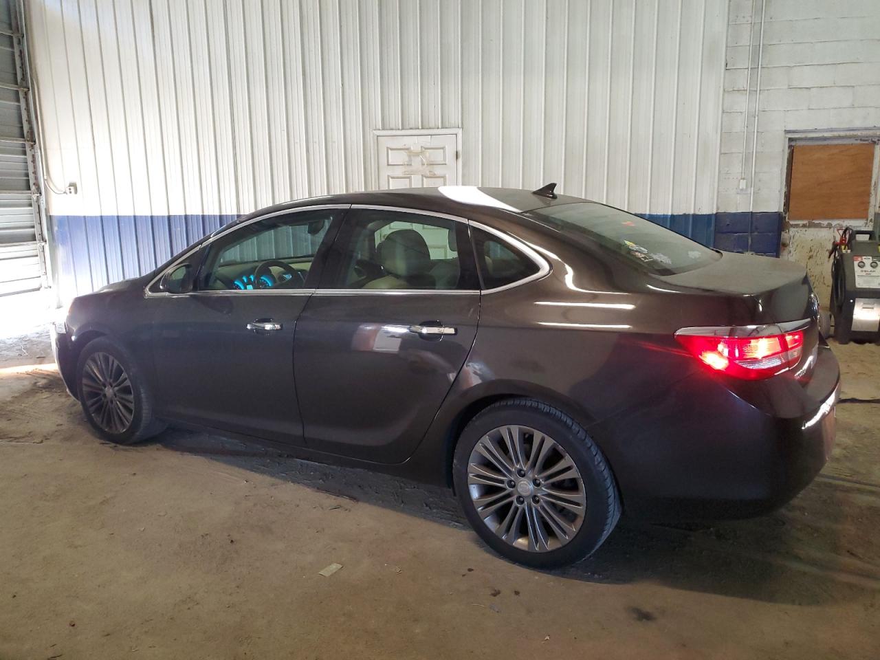 Buick Verano Image 2