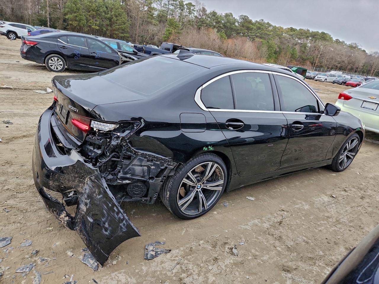 BMW 3 Series Image 9