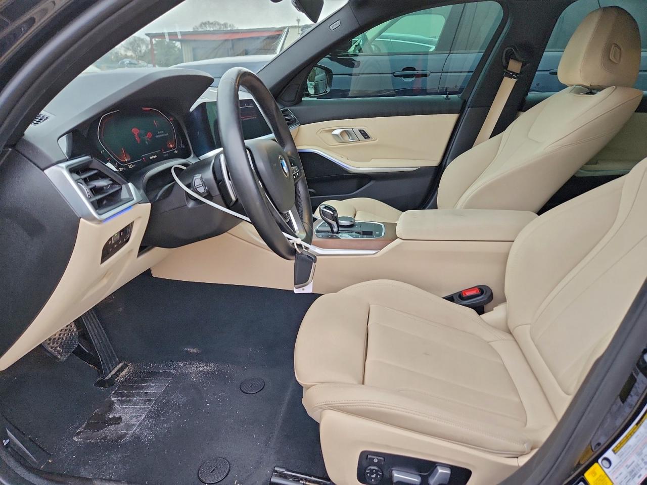 BMW 3 Series Image 11