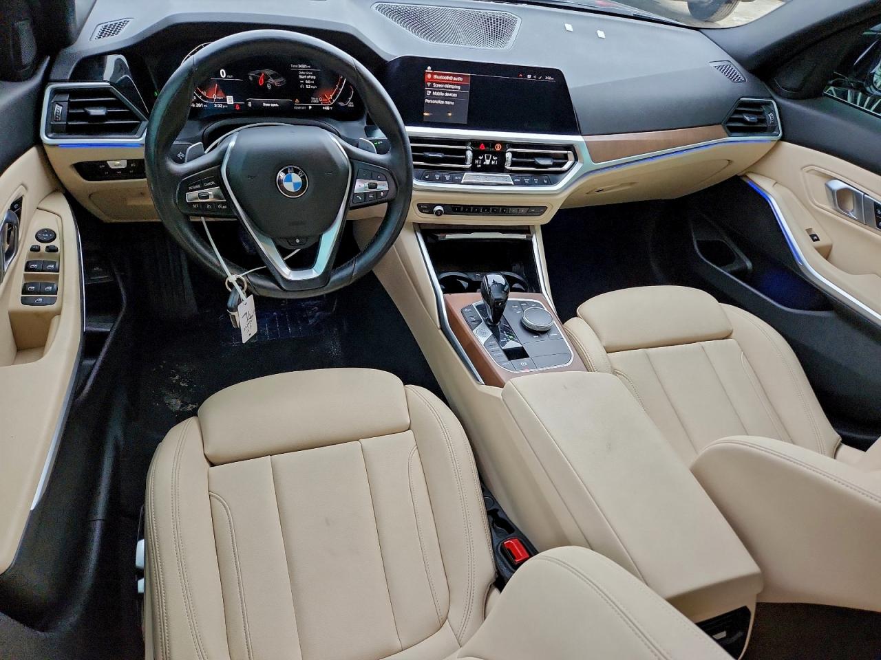 BMW 3 Series Image 3