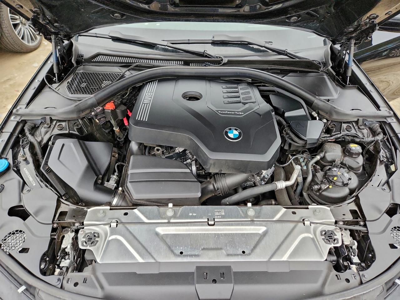 BMW 3 Series Image 10