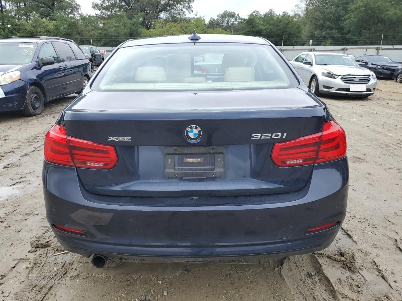 BMW 3 Series Xi Image 6