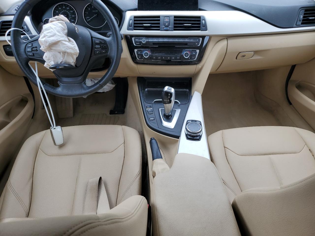 BMW 3 Series Xi Image 9