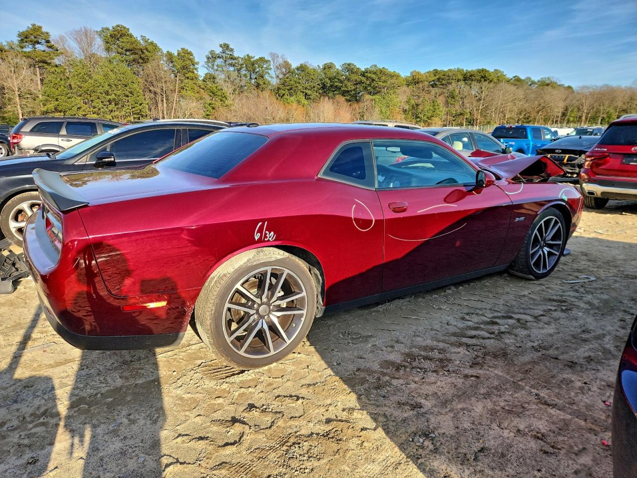 Dodge Challenger R/t Image 12