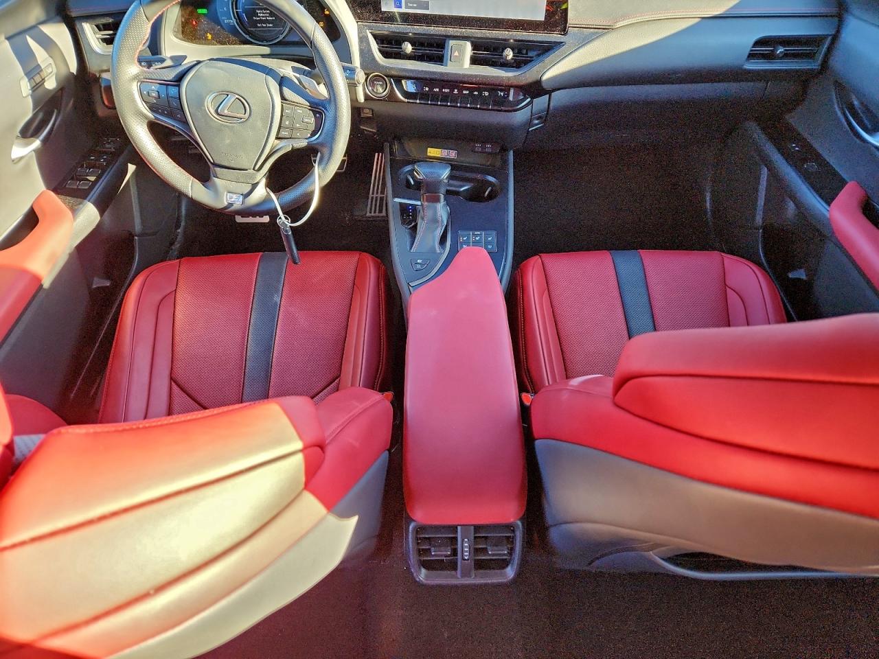 Lexus Ux 250h Premium Image 13