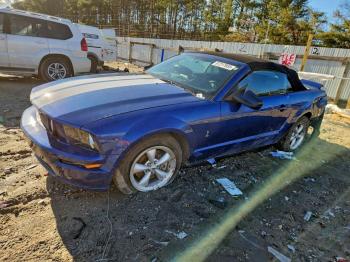  Salvage Ford Mustang