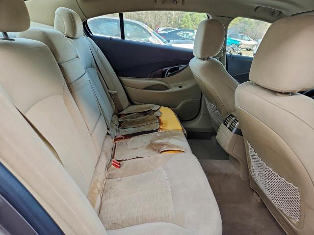 Buick LaCrosse Image 9