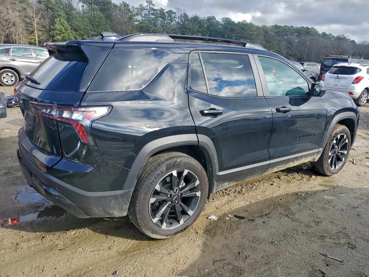 Chevrolet Equinox Rs Image 3