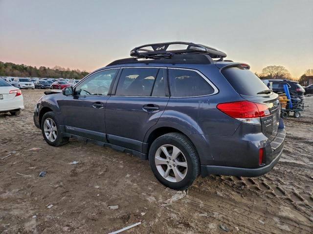 Subaru Outback 2.5i Limited Image 2