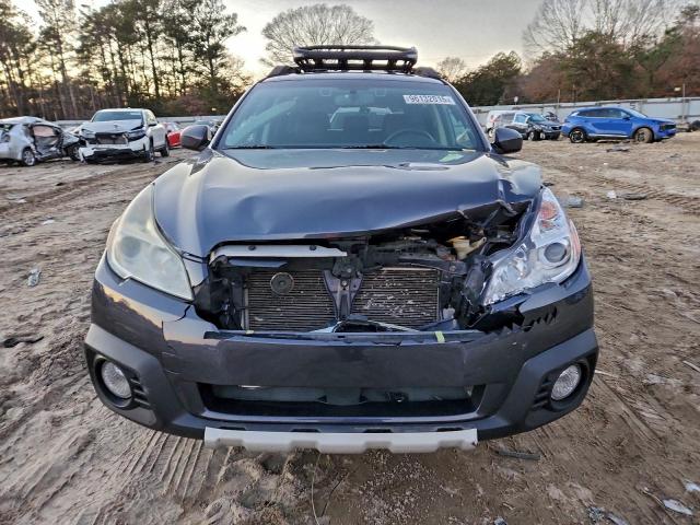 Subaru Outback 2.5i Limited Image 3