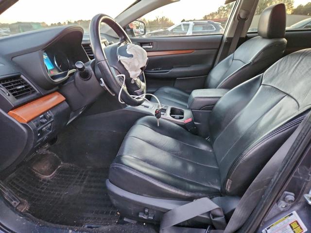 Subaru Outback 2.5i Limited Image 6