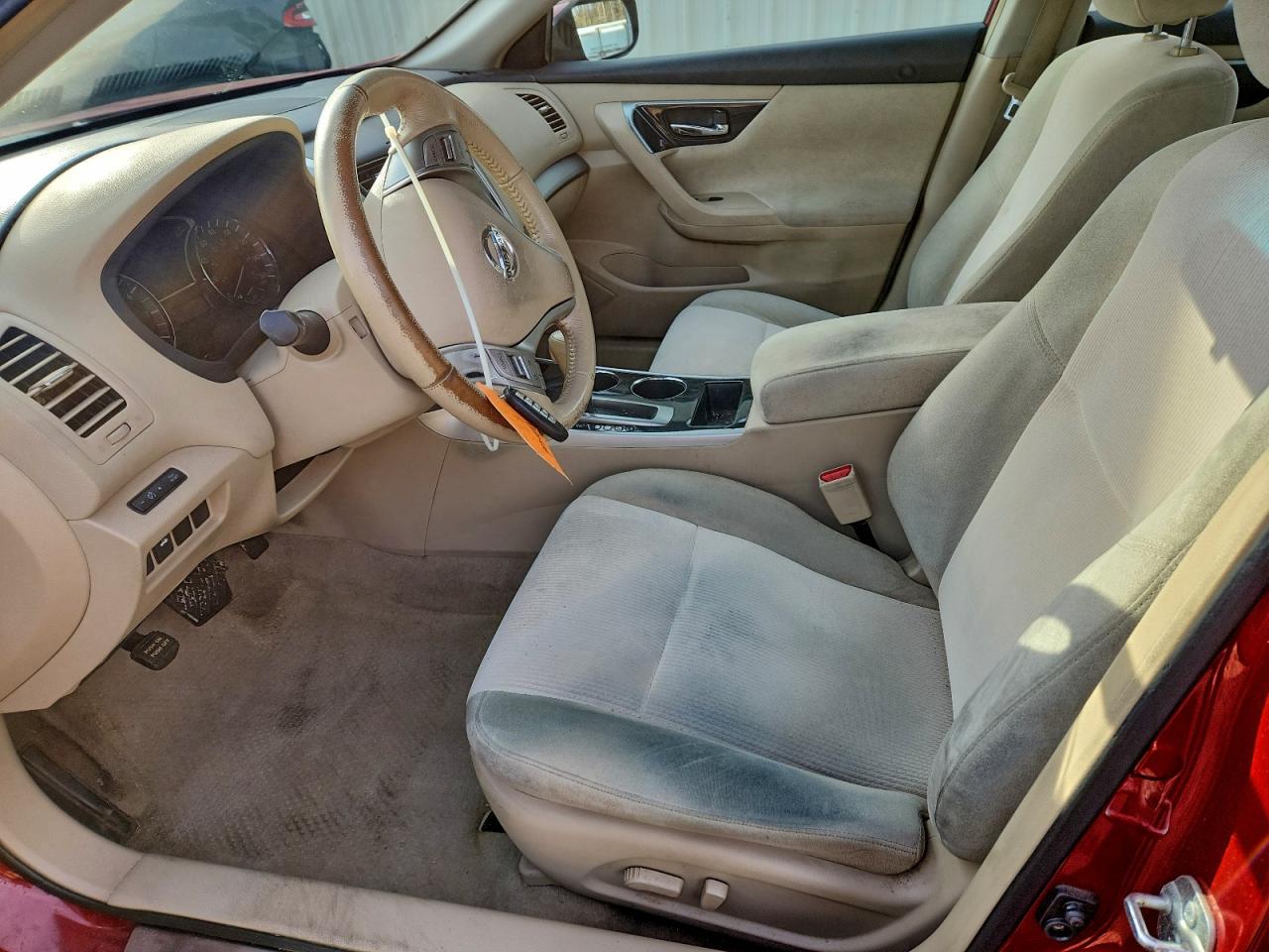 Nissan Altima 2.5 Image 2
