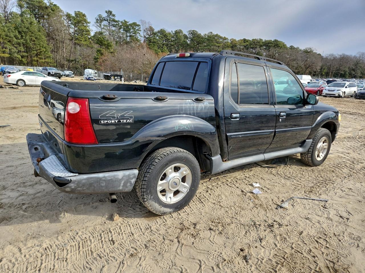 Ford Explorer Image 7