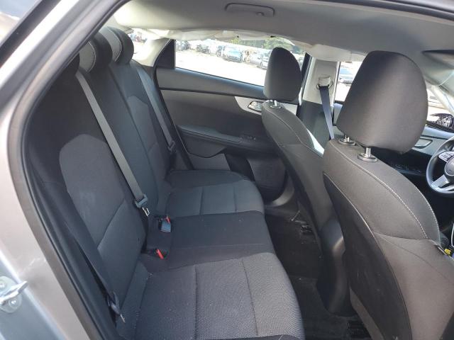 Kia Forte Lx Image 2