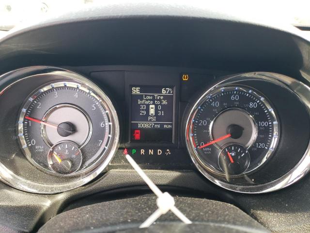 Chrysler Minivan Touring L Image 6