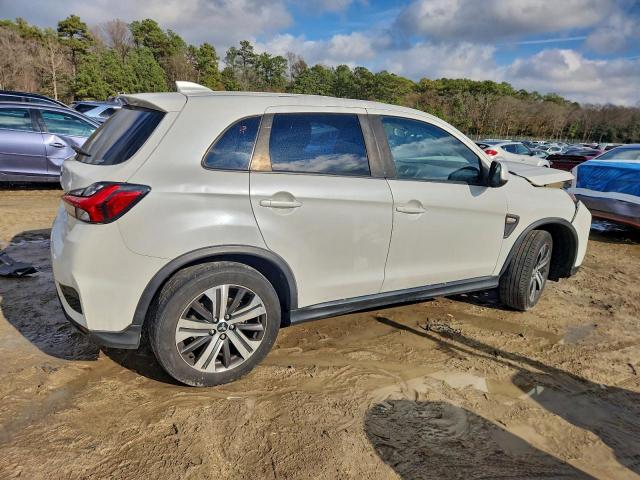 Mitsubishi Outlander Es Image 9