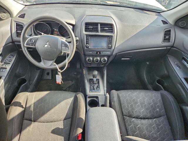 Mitsubishi Outlander Es Image 3