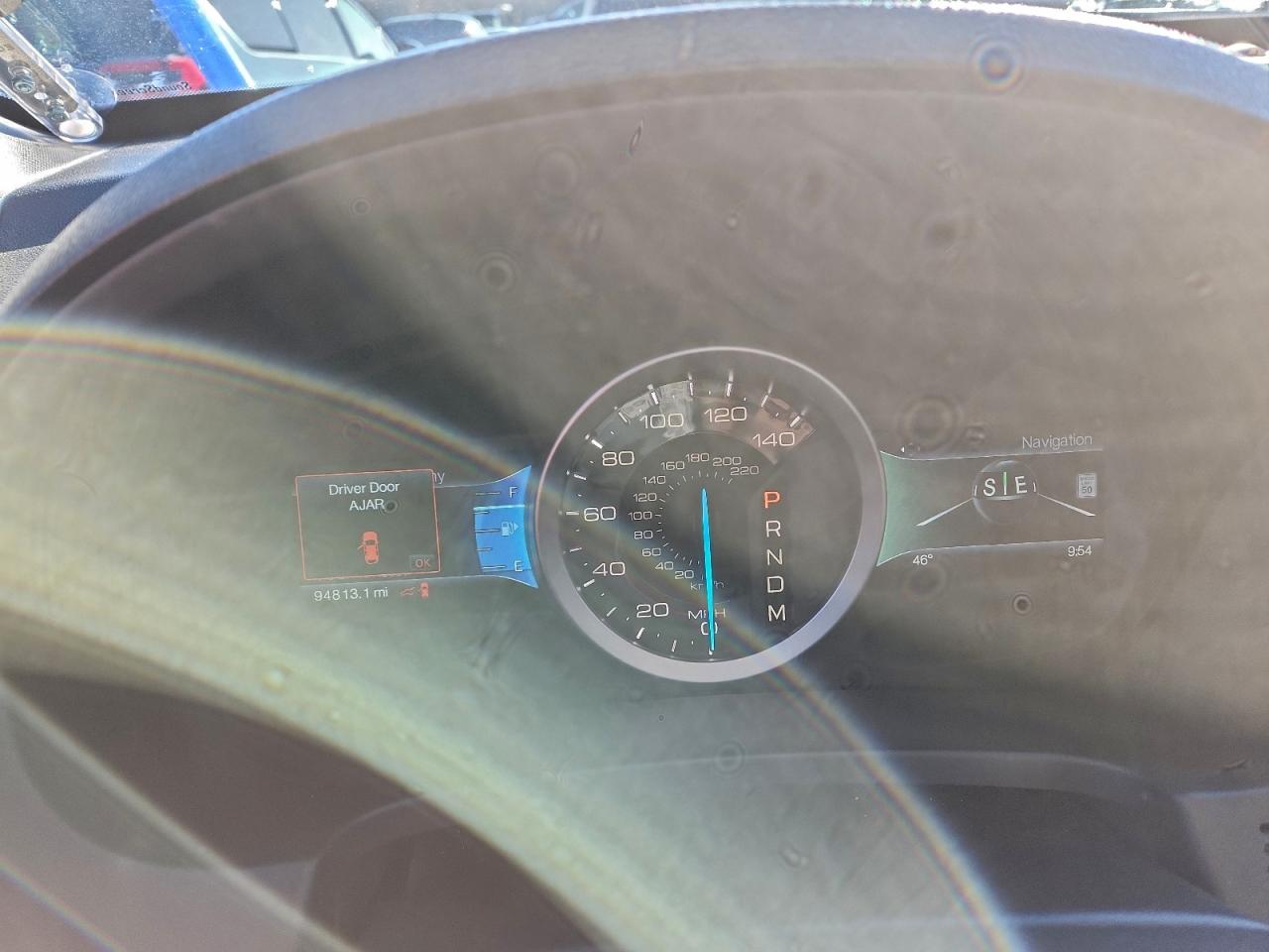 Ford Explorer Limited Image 11