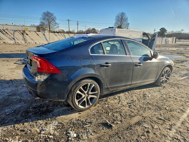 Volvo S60 T6 Image 9