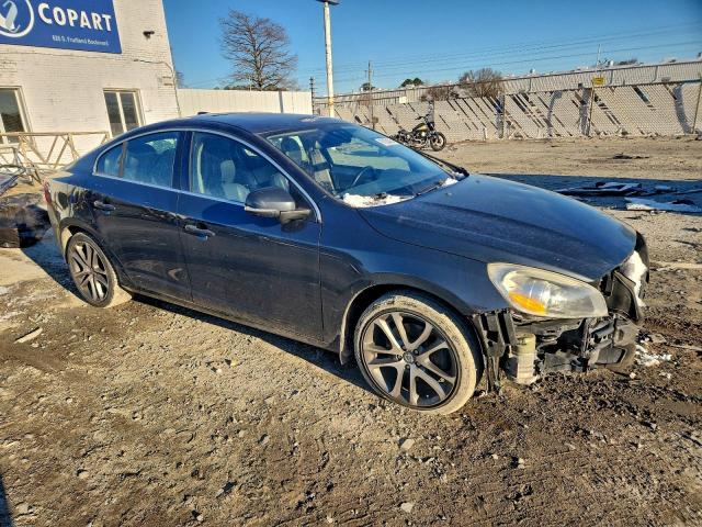 Volvo S60 T6 Image 11