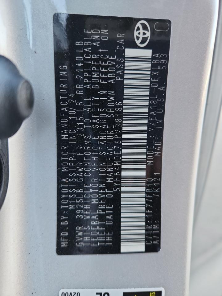 Toyota Corolla Le Image 5