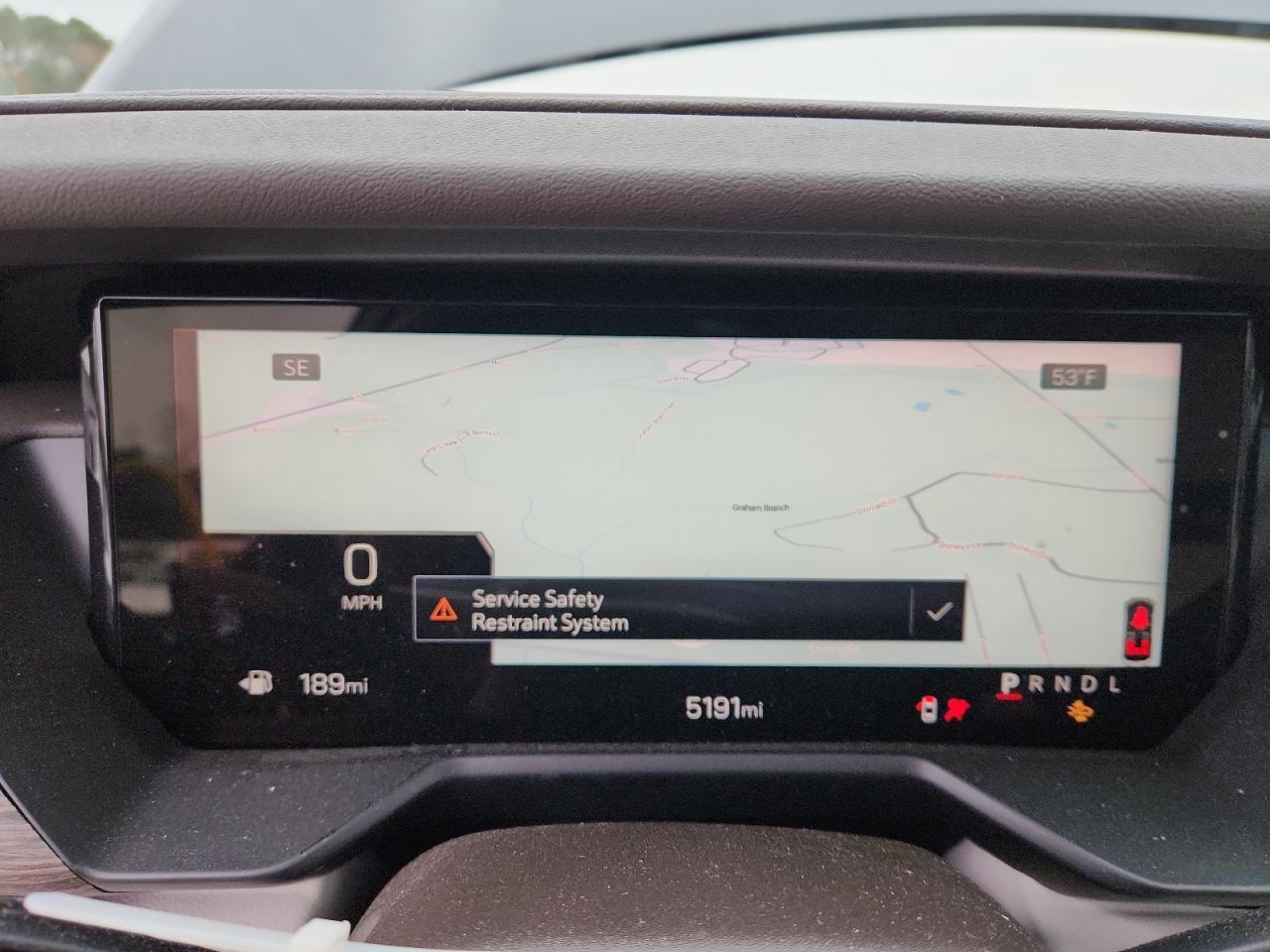 GMC Acadia Denali Image 12