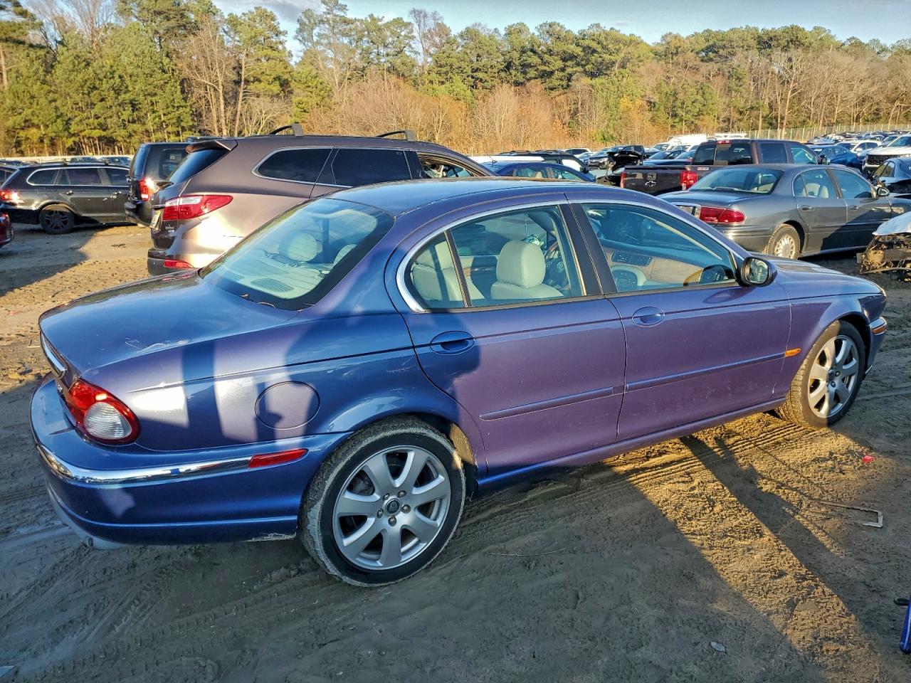 Jaguar X-Type 3.0 Image 5