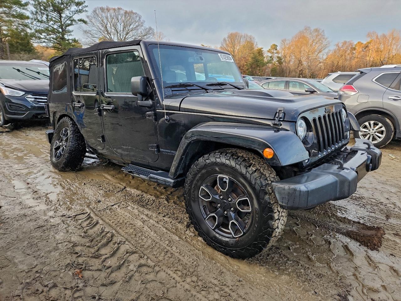 Jeep Wrangler Sahara Image 6