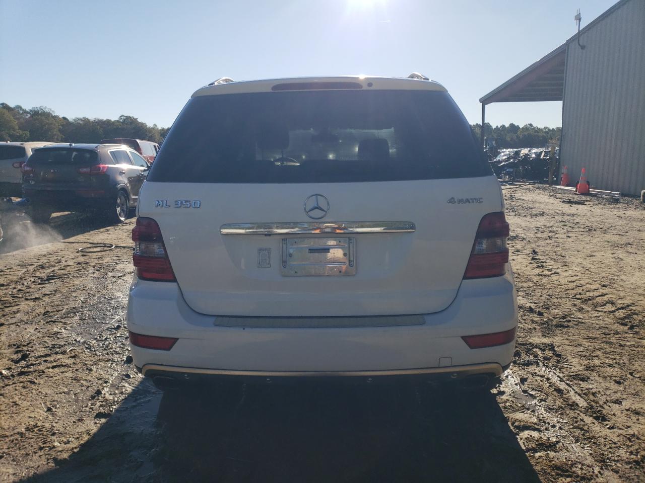 Mercedes-Benz M-Class 350 4matic Image 9