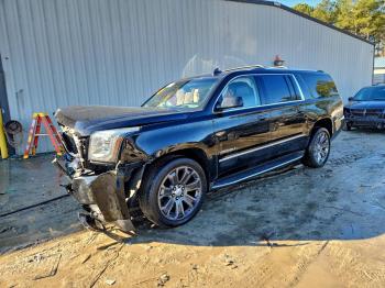  Salvage GMC Yukon