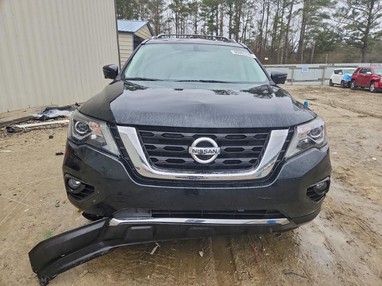Nissan Pathfinder S Image 9