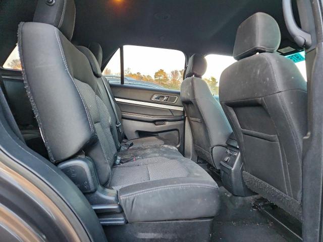 Ford Explorer Xlt Image 6