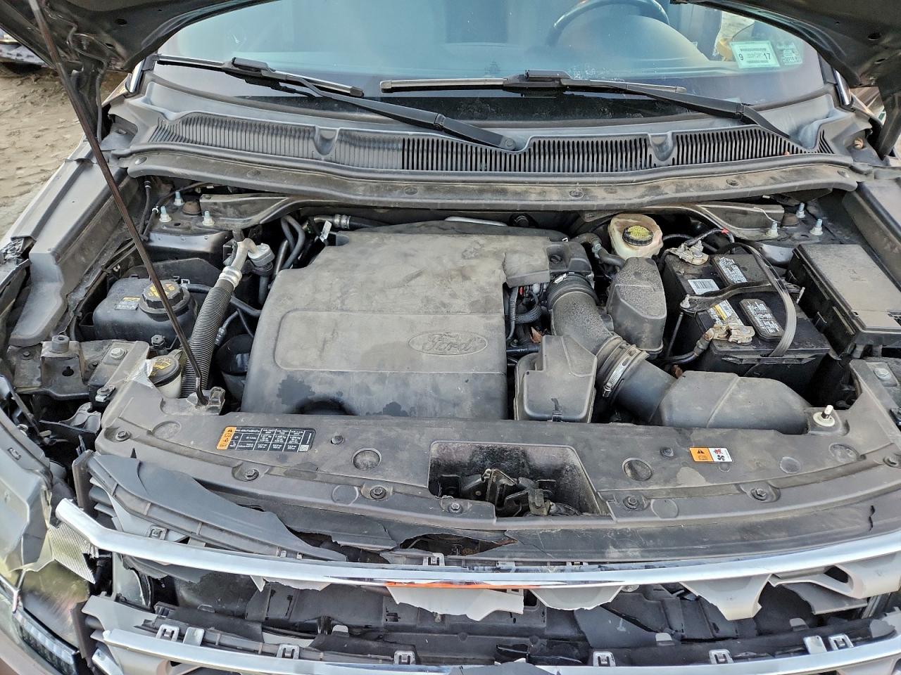 Ford Explorer Xlt Image 11