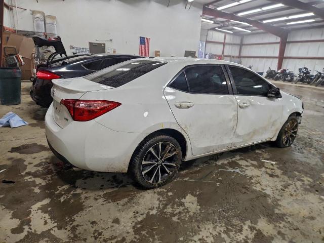 Toyota Corolla L Image 3