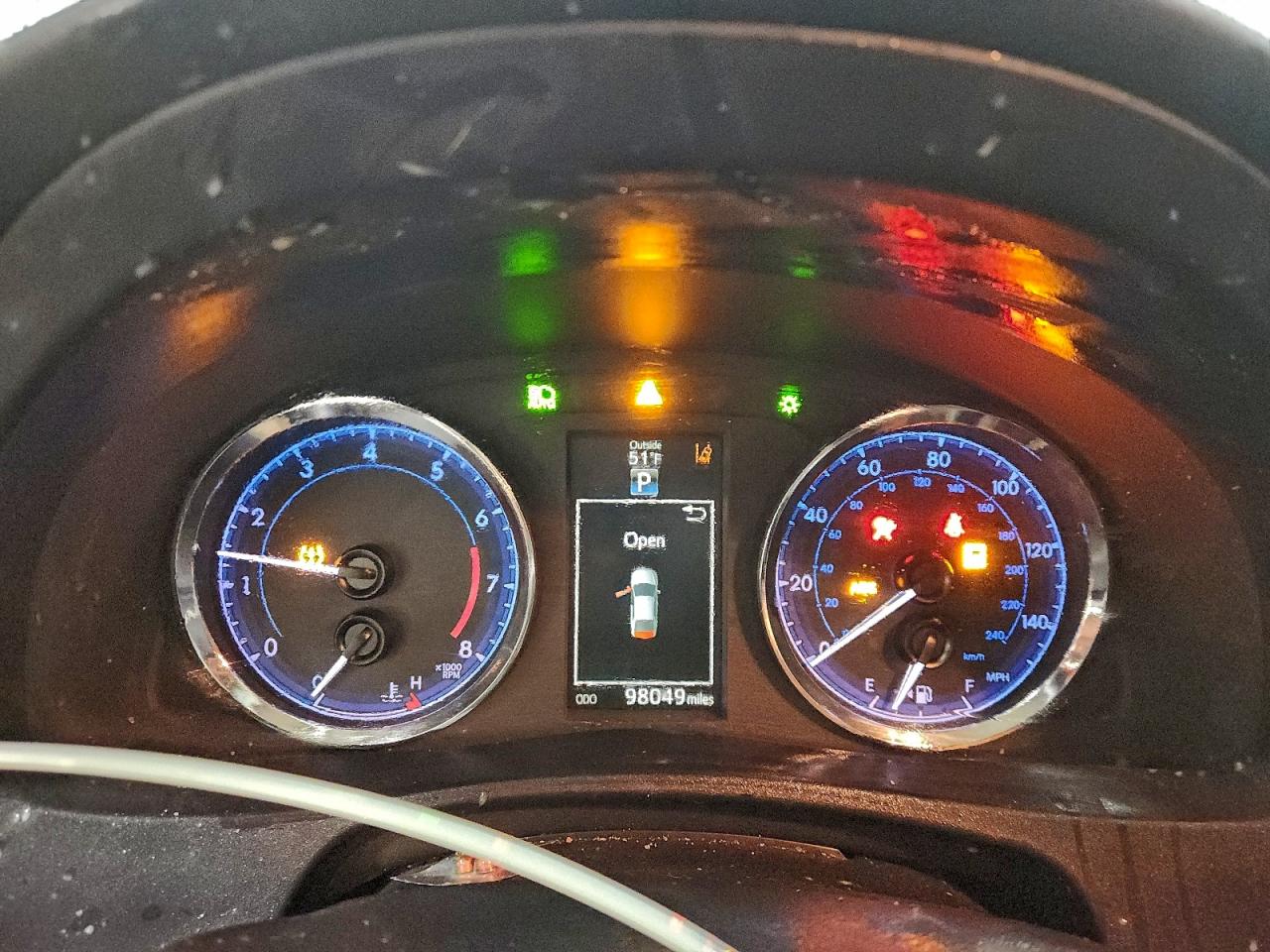 Toyota Corolla L Image 10