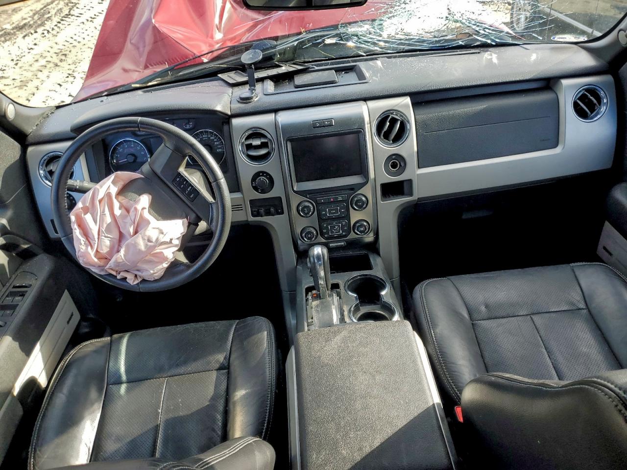 Ford F-150 Super Cab Image 12